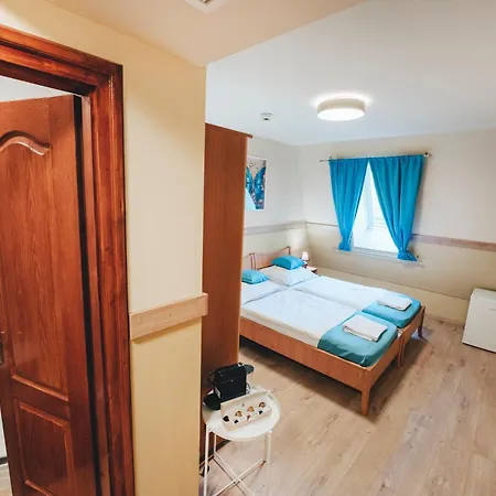 Dobay Panzio W Private Bathroom By Nw B&B