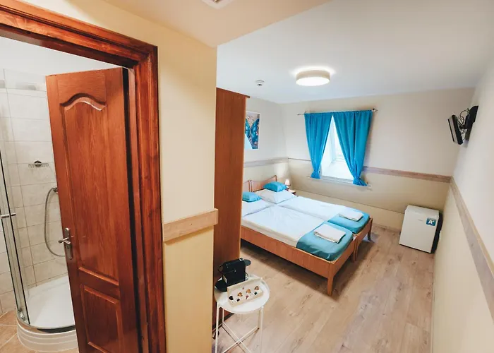 Dobay Panzio W Private Bathroom By Nw B&B